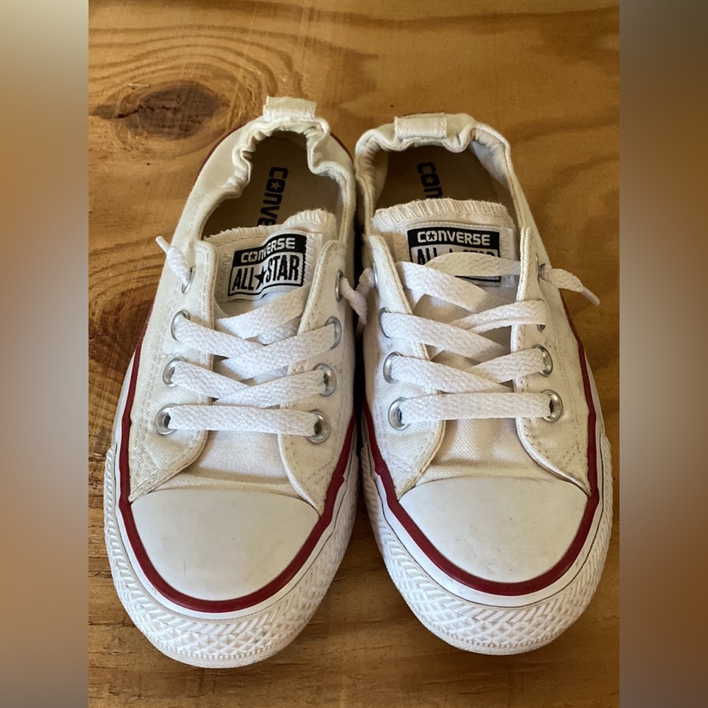 Women’s 6 converse
